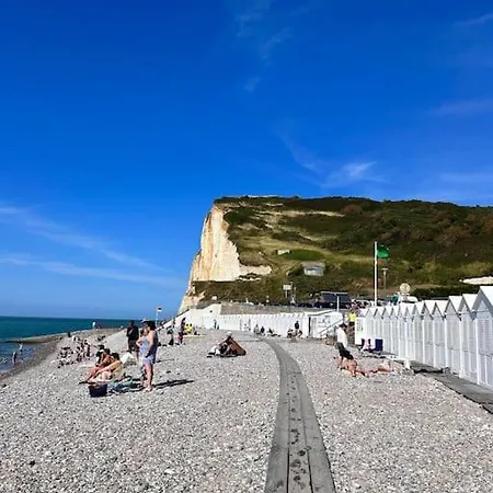 Piscine Interieure, Et Jeux Open For 15 Guests